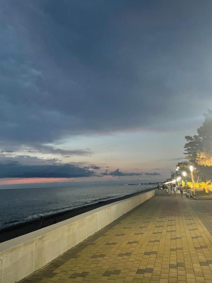 Hotel Chaika Kobuleti Εξωτερικό φωτογραφία