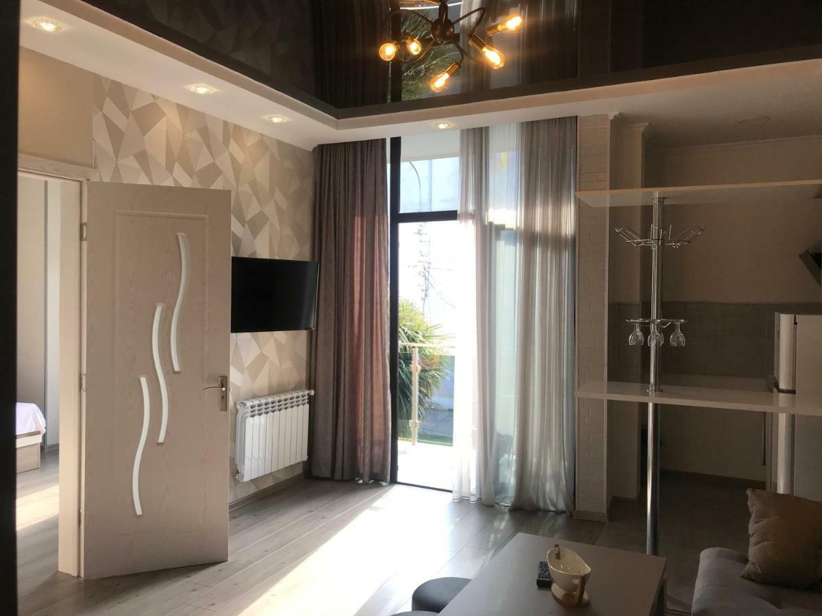 Hotel Chaika Kobuleti Εξωτερικό φωτογραφία